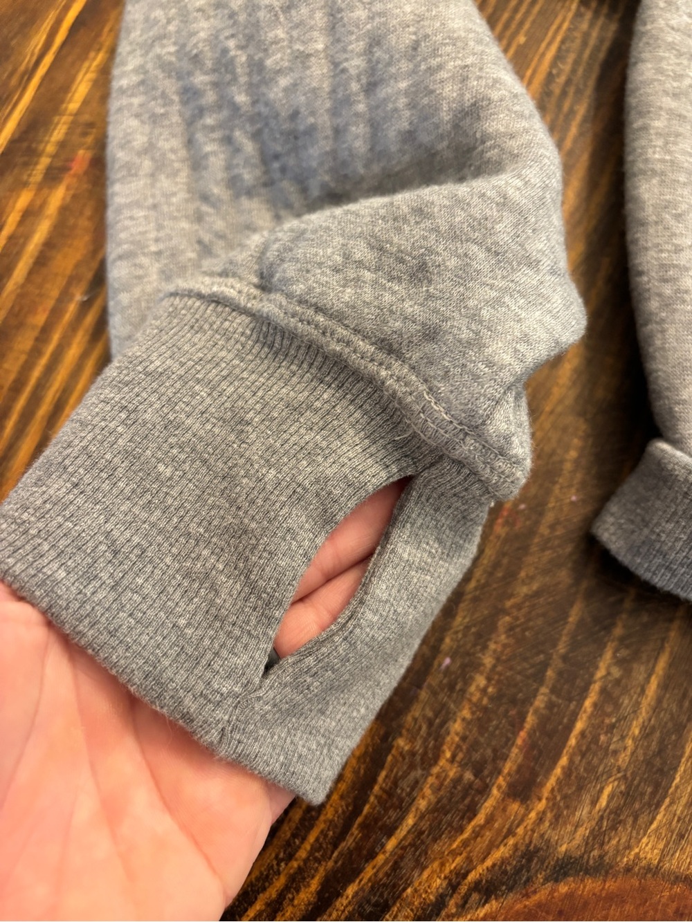NWT OFFLINE by Aerie Gray Crewneck Pullover Sweatshirt Thumbholes Pockets S - Picture 7 of 13